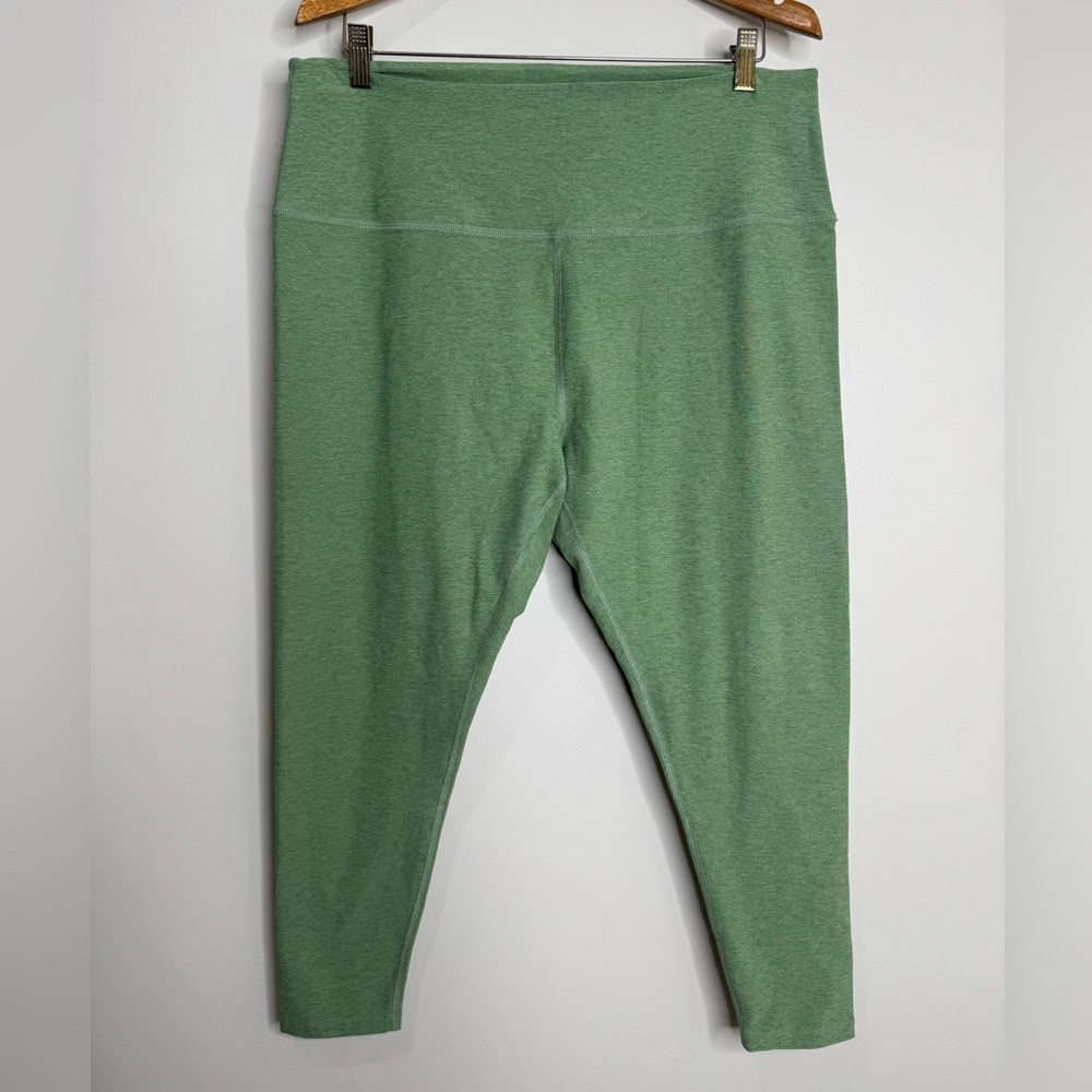 Beyond Yoga Green Heathered Soace Dye Capri Leggings High Rise Size 3X‎